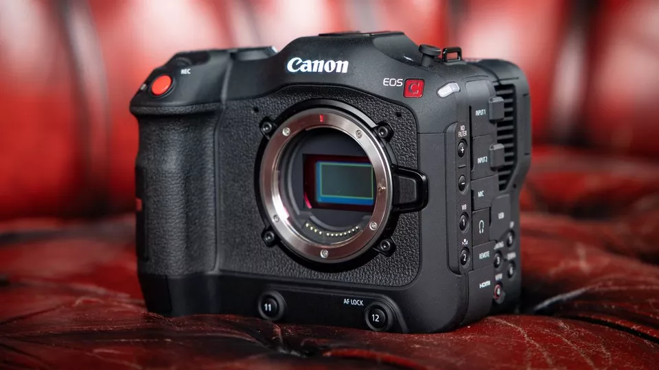 Canon EOS C70